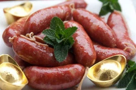 Hiểm họa từ xúc xích, lạp sườn