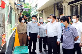 Triển khai phương án F0 tăng mạnh, Hà Nội có phong tỏa diện rộng?