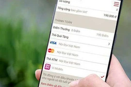 Chính phủ yêu cầu người dân đô thị đóng tiền điện, nước, học phí... qua ATM, POS