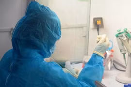 Trở về từ khu cách ly, nam thanh niên dương tính với SARS-CoV-2 sau 2 tuần