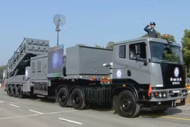 Ấn Độ thử tên lửa phòng không tầm trung, liên doanh chế tạo với Israel