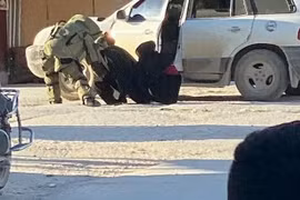 Nhóm Hồi giáo cực đoan ngăn chặn vụ đánh bom tự sát, nghi vấn là của IS