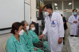 Đừng hoang mang khi bị hoại tử xương hậu Covid-19