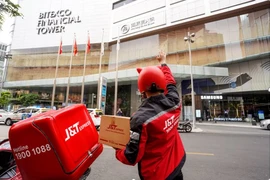 Doanh nghiệp chuyển phát nhanh nỗ lực kích cầu thị trường mùa ‘hạ nhiệt’