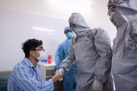 51 bệnh nhân Covid-19 có kết quả xét nghiệm âm tính 1 - 4 lần