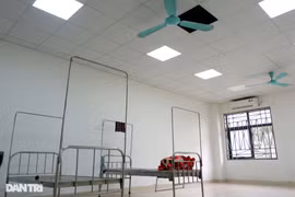 Cận cảnh phòng "bay lắc" ngay trong bệnh viện tâm thần gây chấn động