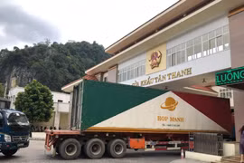 Xuất khẩu qua cửa khẩu gặp khó vì giao dịch chủ yếu đang triển khai theo hình thức "trao đổi cư dân"