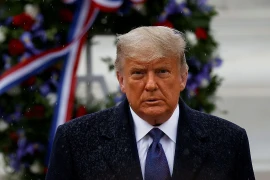 Ông Trump liên tục giáng đòn lên các tập đoàn nhà nước Trung Quốc