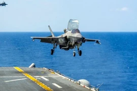 Mỹ: F-35 xuất kích từ tàu đổ bộ trực thăng trên biển Philippines