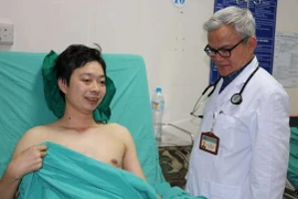 Hy hữu: Cứu chữa bệnh nhân giãn động mạch phổi ho ra máu tắc nghẽn 