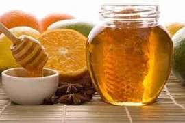 Uống nước chanh mật ong buổi sáng có hại