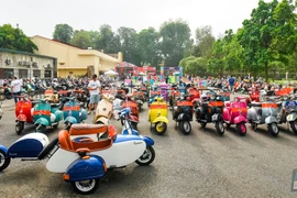 Vespa Day 2022 - Ngày hội cho người dùng Vespa lần đầu diễn ra tại Việt Nam