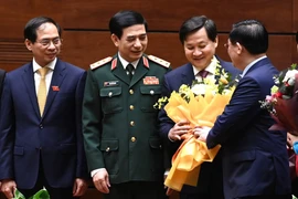 14 thành viên Chính phủ mới ra mắt