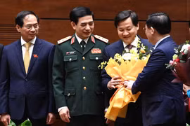 14 thành viên Chính phủ mới ra mắt