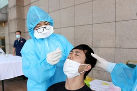 Đề xuất cho F0, F1 đi làm, chuyên gia nói gì?