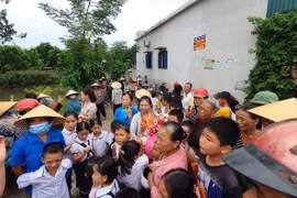 Sáp nhập trường: Phụ huynh phản đối, Phòng Giáo dục nói "cần thiết"