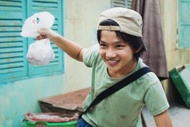 Thương tiếc 'Út Khoa' Bảo Bảo: Nụ cười tỏa nắng mãi trong lòng mọi người