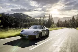 Mẫu xe Cayenne bán chạy nhất trong các dòng của Porsche nửa đầu năm 2020