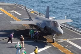 F-35 hải quân Mỹ không thể không chiến do lỗi kỹ thuật