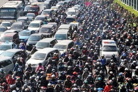 Cấm xe máy vào nội đô, khó hay dễ?