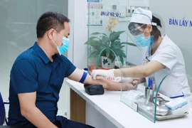 Khám sức khỏe tổng thể cho người lái xe.