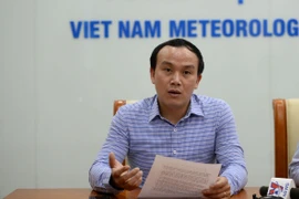 Nắng nóng tiếp tục xuất hiện ở Bắc Bộ và miền Trung