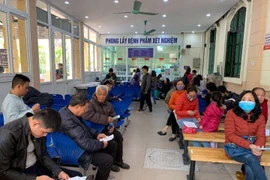 Vụ que thử HIV, viêm gan bị cắt đôi tại Bệnh viện Xanh Pôn: Xét nghiệm gian dối, dân hoang mang