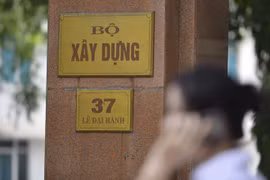 Thủ tướng chỉ đạo làm rõ vụ Thanh tra Bộ Xây dựng 'vòi tiền'