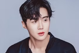 Kim Seon Ho lật ngược tình thế, dẫn đầu bình chọn Giải thưởng nghệ sĩ châu Á