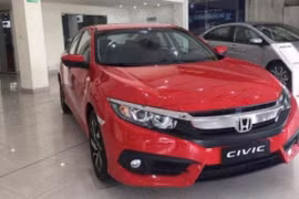 Dọn kho đón bản mới, Honda Civic giảm sốc đến 75 triệu đồng