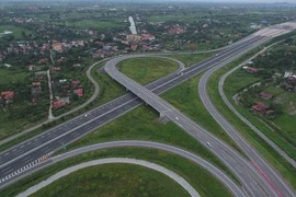 Xây dựng nút giao đường vành đai 3 với đường cao tốc Hà Nội – Hải Phòng