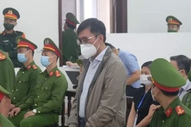 Nguyên Tổng Cục trưởng Tổng Cục tình báo Nguyễn Duy Linh tại tòa