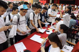 Chưa tốt nghiệp đã nhận giấy báo đại học