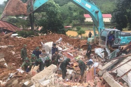 Chuyên gia địa chất cảnh báo về thảm họa sạt trượt