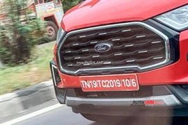 Lộ diện Ford EcoSport 2022, lốp dự phòng tái xuất phía đuôi xe