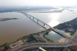 Ngày 4/1, qua cầu Việt Trì - Ba Vì phải trả phí thấp nhất 35 ngàn đồng