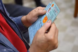 Thu hồi sổ hộ khẩu giấy khi người dân thay đổi thông tin