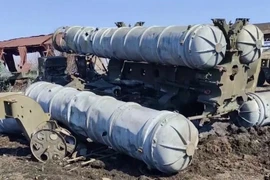 Video: Bom chính xác Nga hủy diệt trận địa S-300 của Ukraina