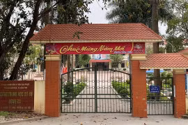 Nam sinh lớp 8 bị đâm tử vong