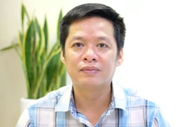 Sắp bỏ yêu cầu chứng chỉ tin học, ngoại ngữ với công chức