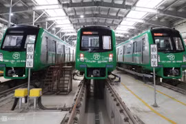 Tàu điện Cát Linh - Hà Đông vé 15.000 đồng một lượt