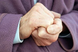 Chống lạnh cho người già