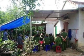 Các đơn vị nghiệp vụ có mặt tại hiện trường (ảnh: Công an cung cấp). 