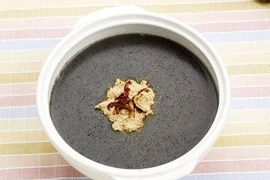 Cháo vừng đen mạnh gân xương, tốt tim mạch