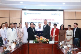 Hợp tác triển khai chuỗi tư vấn sức khỏe trực tuyến