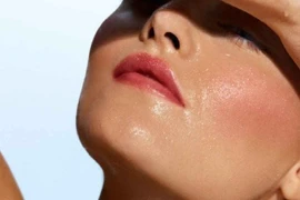 Đừng thấy da dầu mà rửa mặt nhiều