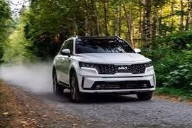 Kia Sorento 2022 ra phiên bản mới: "Ngửi xăng" để chạy