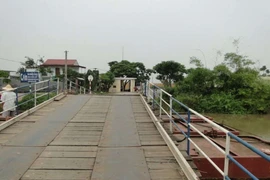 Xây cầu vĩnh cửu thay thế cầu phao nối Hải Phòng với Thái Bình 