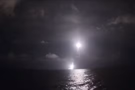 Video: Cận cảnh tàu ngầm hạt nhân chiến lược Nga phóng tên lửa đạn đạo liên lục địa Bulava