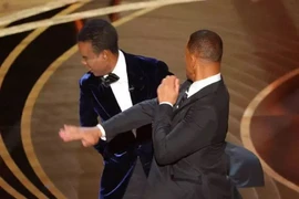 Xúc phạm vợ Will Smith, Chris Rock bị đấm gây nhiều tranh cãi